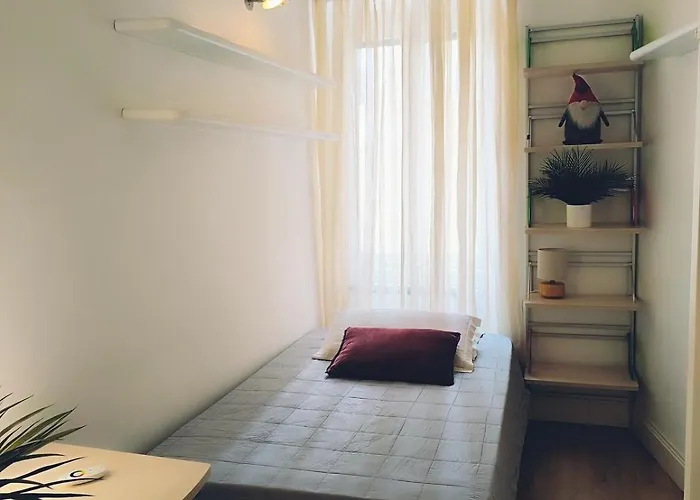 Apartment Elegant 5 Minutes From The Subway Rom